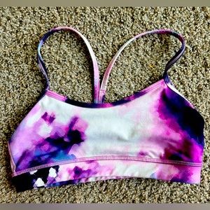 Lululemon sports bra, no pads